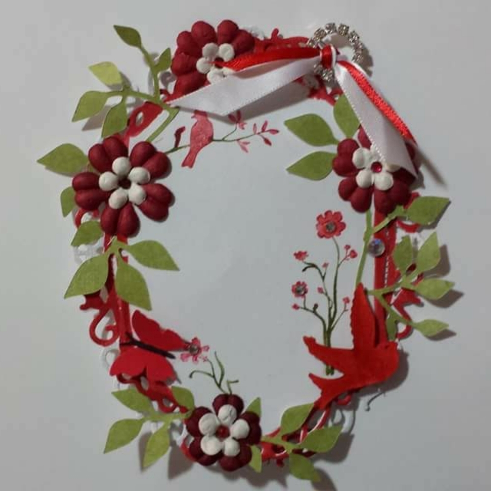 Handmade embellishment for scrapbooking